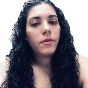 Meet your Posher, Casandra